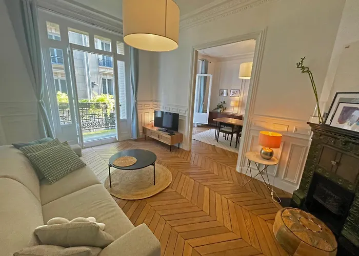 Magnific Near Arc De Triomphe Apartment