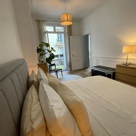 Magnific Near Arc De Triomphe Apartamento París
